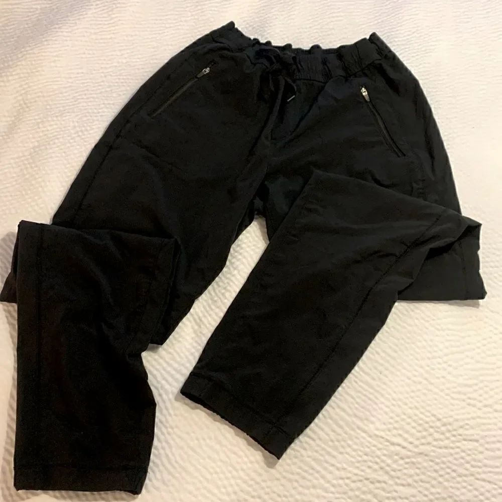 EDDIE BAUER, joggers, ladies small, good overall condition,